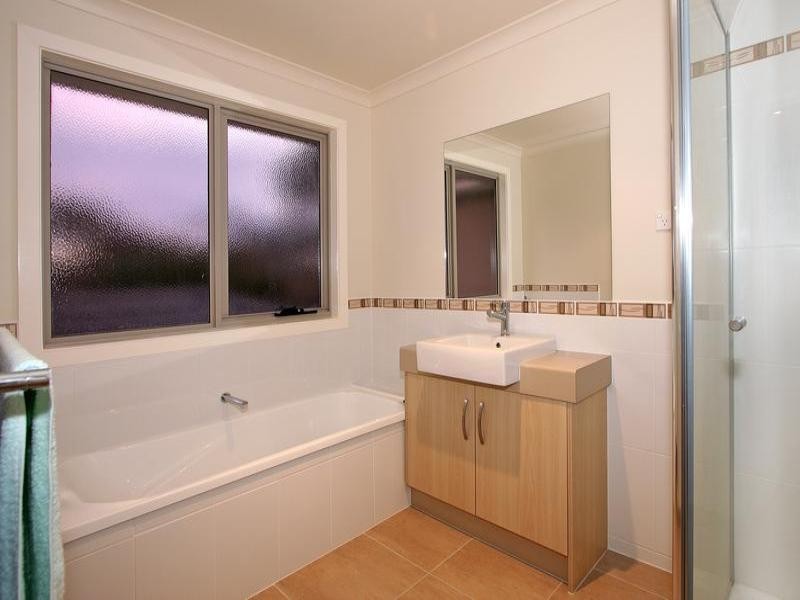 1/27 Alameda Avenue, Mornington VIC 3931