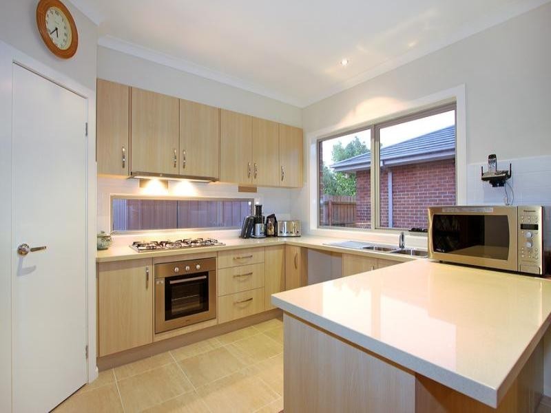 1/27 Alameda Avenue, Mornington VIC 3931