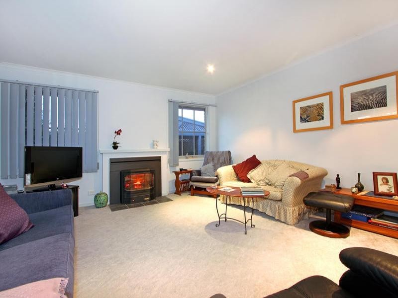 1 Maggie Mews, Safety Beach VIC 3936