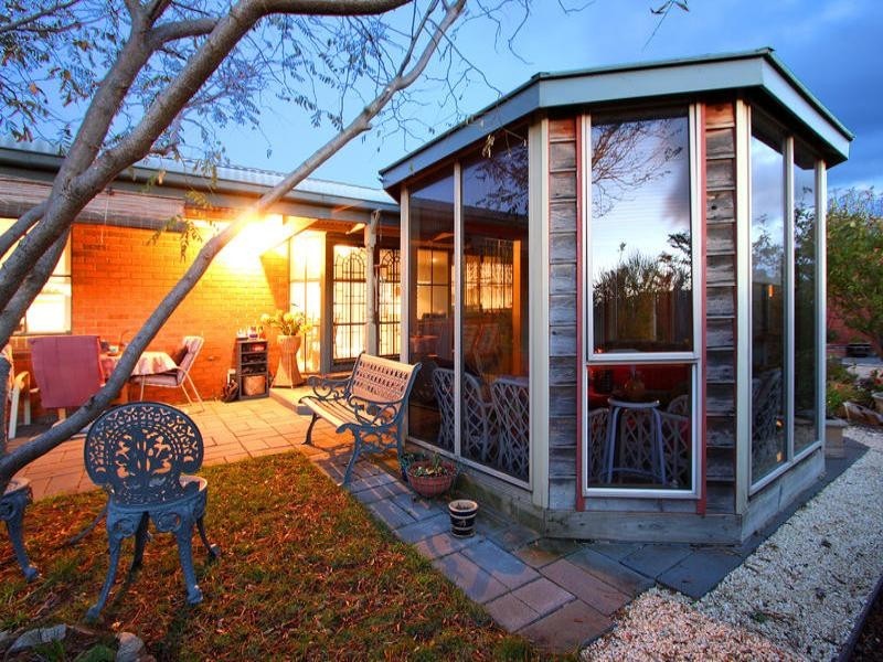 1 Maggie Mews, Safety Beach VIC 3936