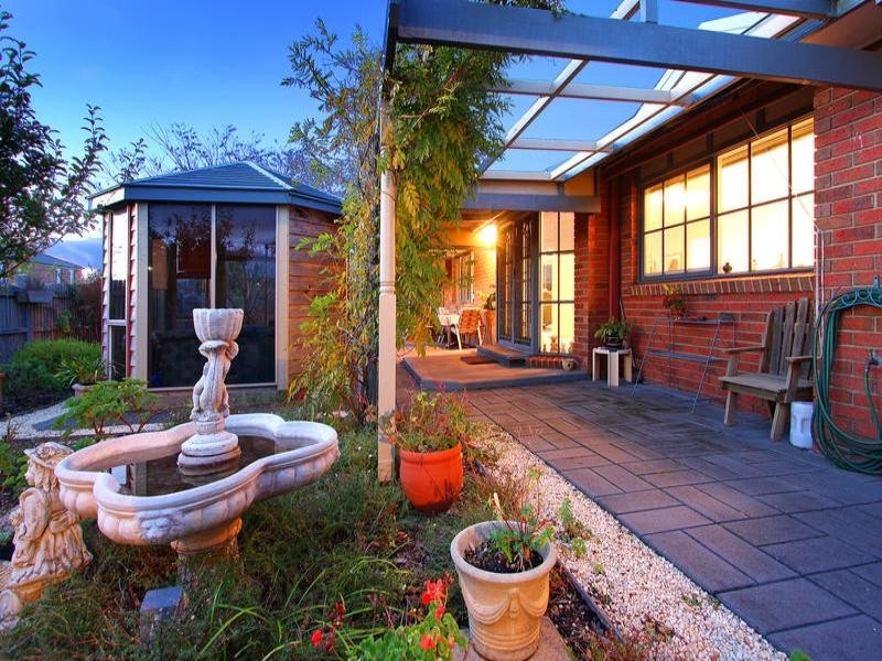 1 Maggie Mews, Safety Beach VIC 3936