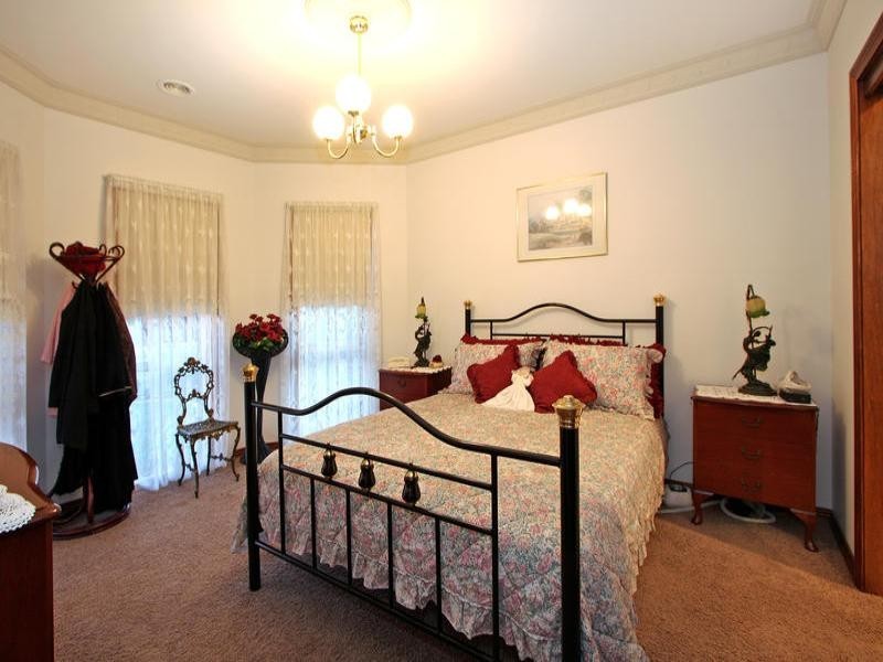 25 Hakea Drive, Mount Martha VIC 3934