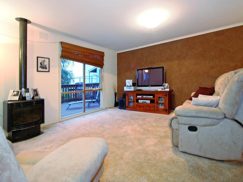 14 Cosmos Street, Dromana VIC 3936