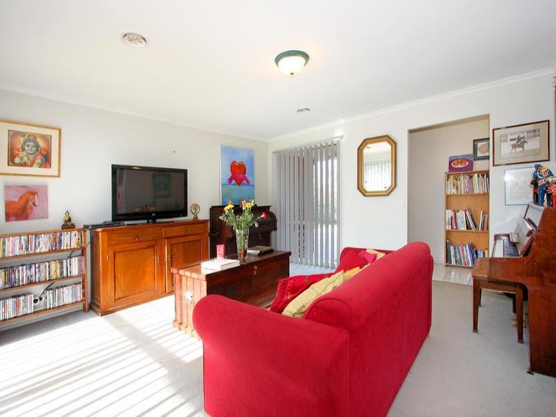 16 Bay Rise Drive, Mornington VIC 3931