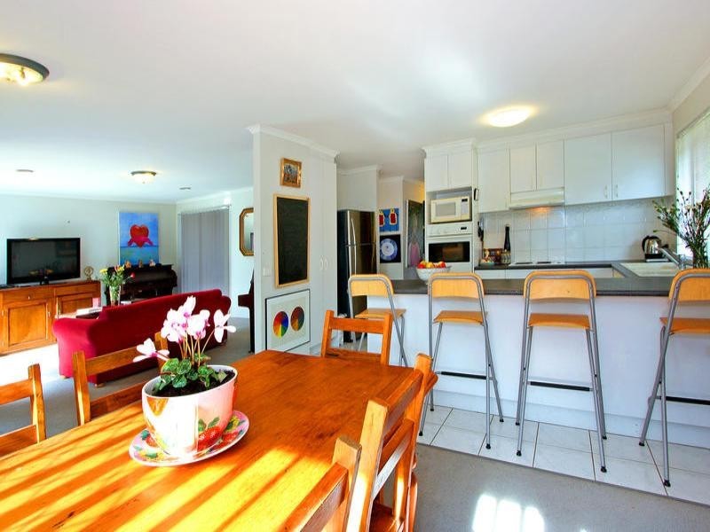 16 Bay Rise Drive, Mornington VIC 3931