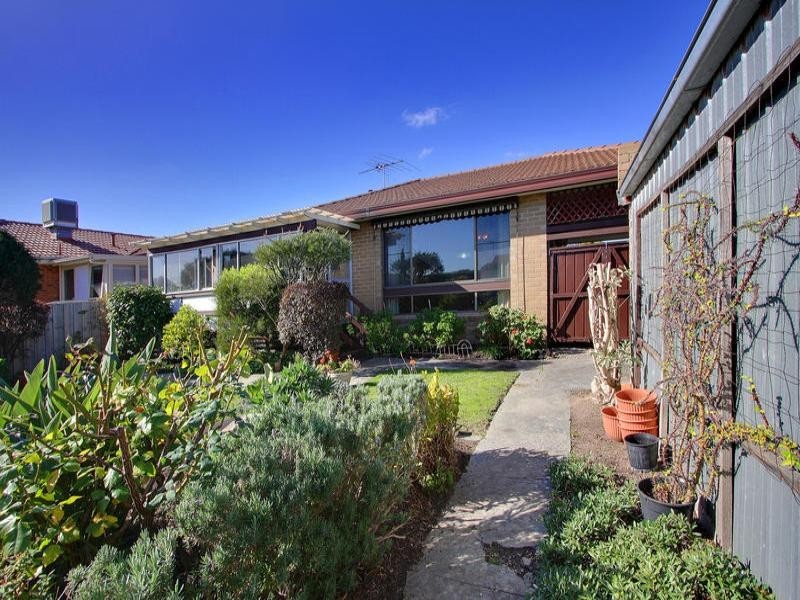 40 Gleneagles Avenue, Mornington VIC 3931