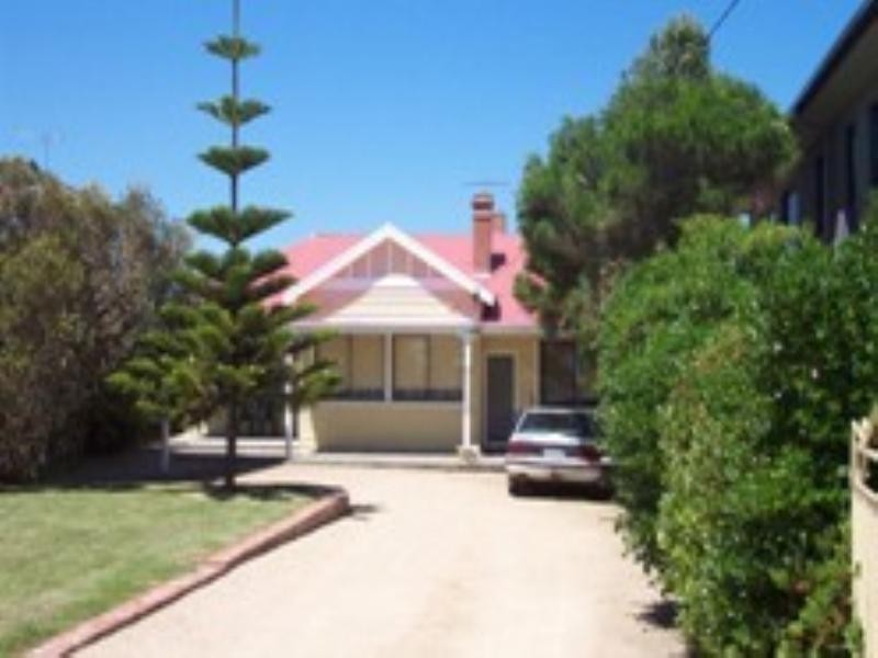 728 Esplanade, Mornington VIC 3931