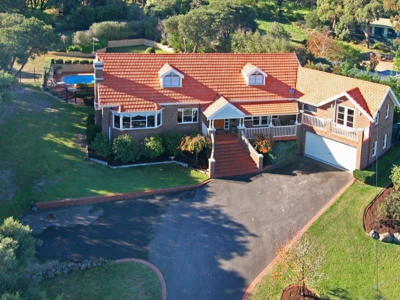 33 Fairbairn Avenue, Mount Martha VIC 3934