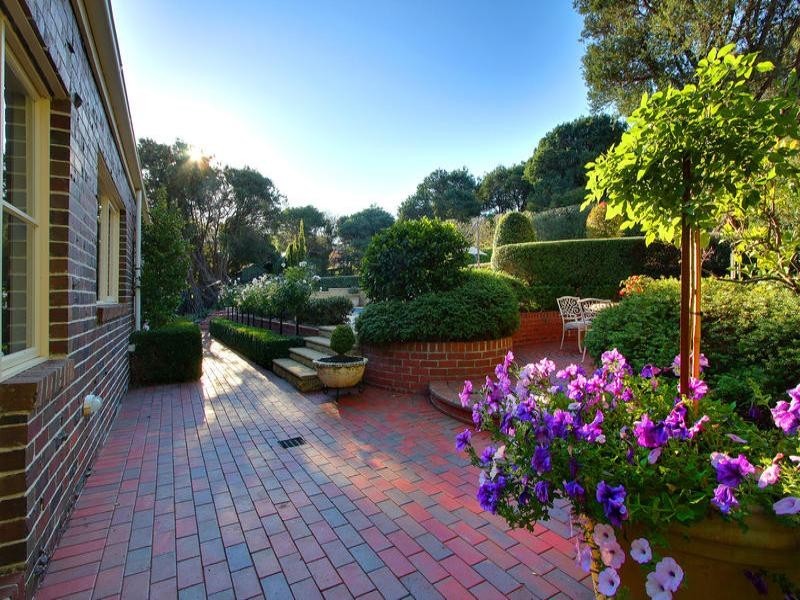 33 Fairbairn Avenue, Mount Martha VIC 3934