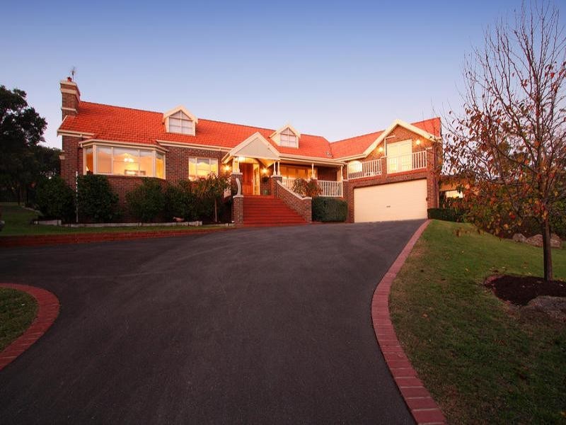 33 Fairbairn Avenue, Mount Martha VIC 3934