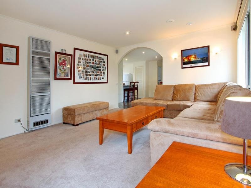 70 Clarendon Drive, Somerville VIC 3912