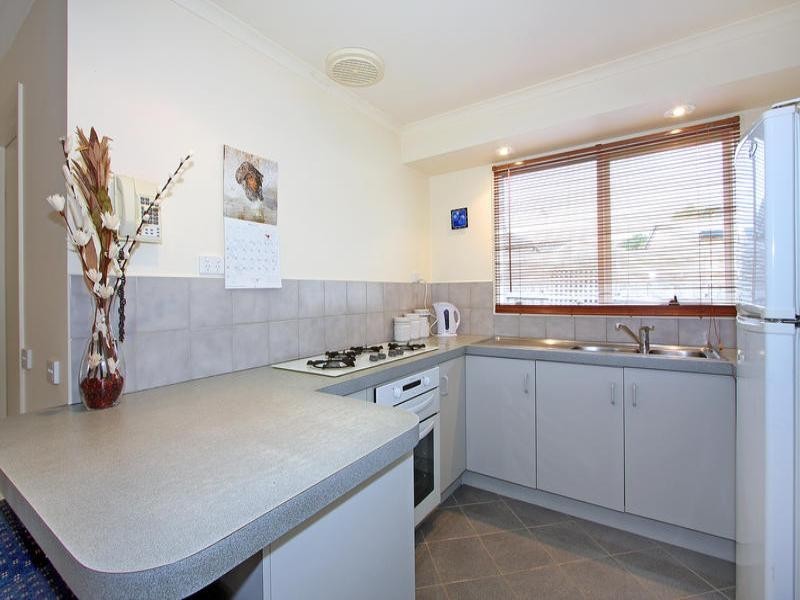 70 Clarendon Drive, Somerville VIC 3912