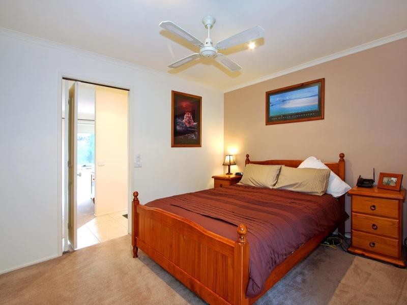 70 Clarendon Drive, Somerville VIC 3912