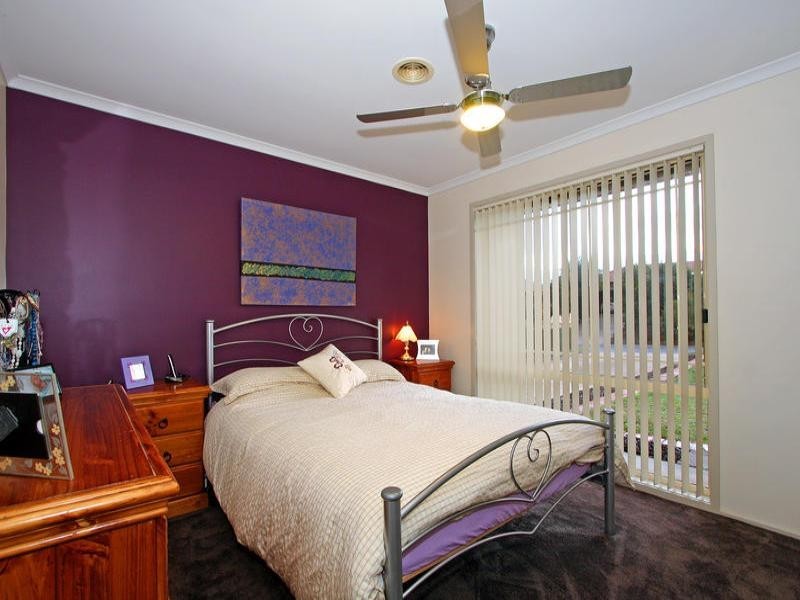 8 Baystone Court, Mount Martha VIC 3934