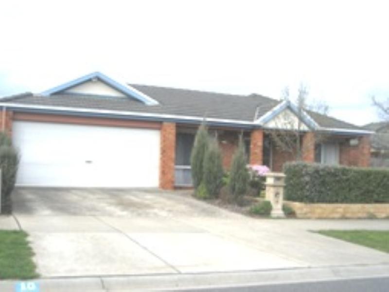 10 Waltham Drive, Mornington VIC 3931