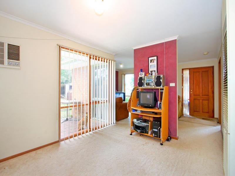 17 Madeleine Court, Somerville VIC 3912