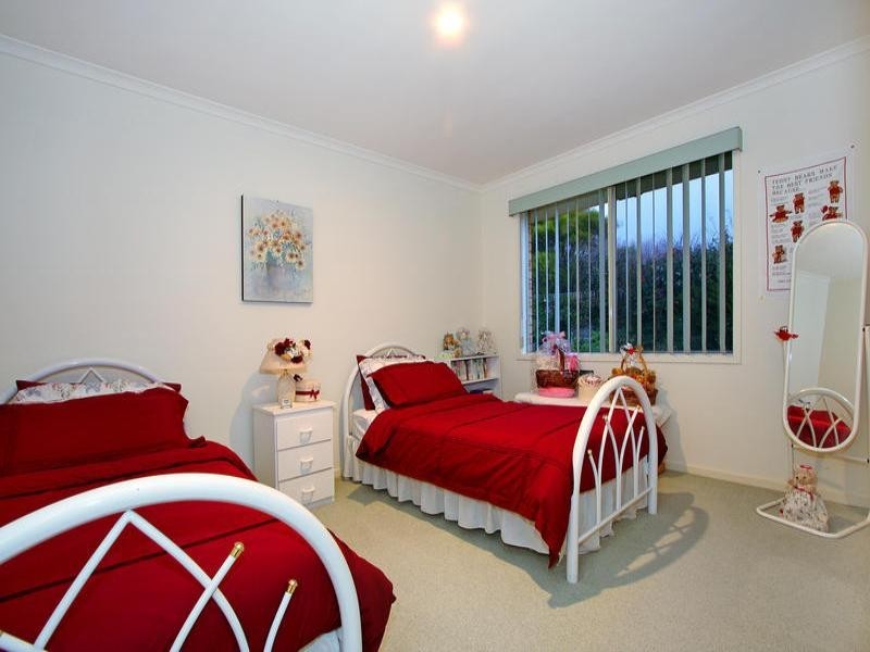 42 Victoria Street, Safety Beach VIC 3936