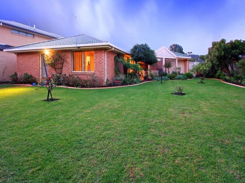 42 Victoria Street, Safety Beach VIC 3936