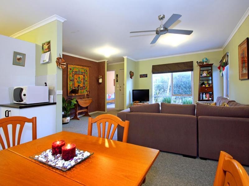 3/52 Alameda Avenue, Mornington VIC 3931