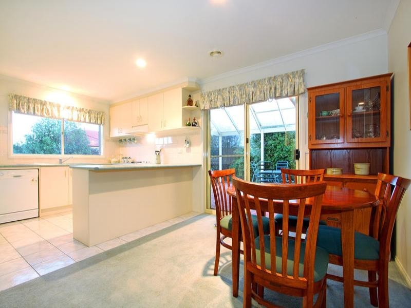 21 Moonlight Mews, Safety Beach VIC 3936