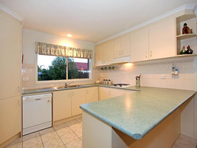 21 Moonlight Mews, Safety Beach VIC 3936