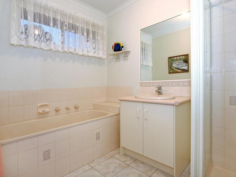 21 Moonlight Mews, Safety Beach VIC 3936