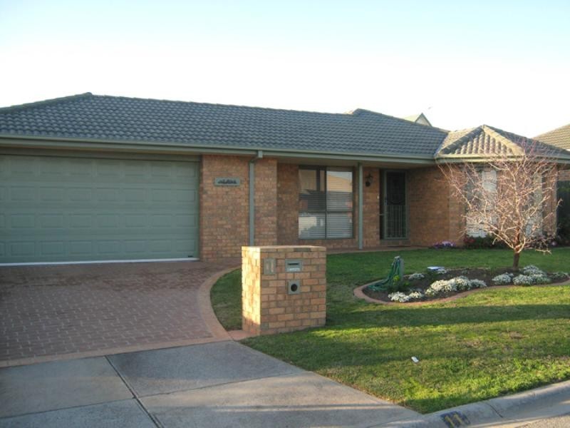 11 Mulsanne Way, Mornington VIC 3931