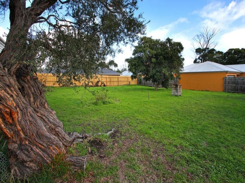 24 Oakland Street, Mornington VIC 3931