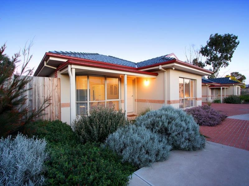 2/3 Olley Way, Mornington VIC 3931
