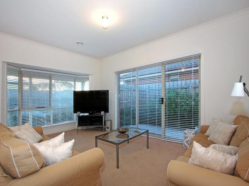2/3 Olley Way, Mornington VIC 3931