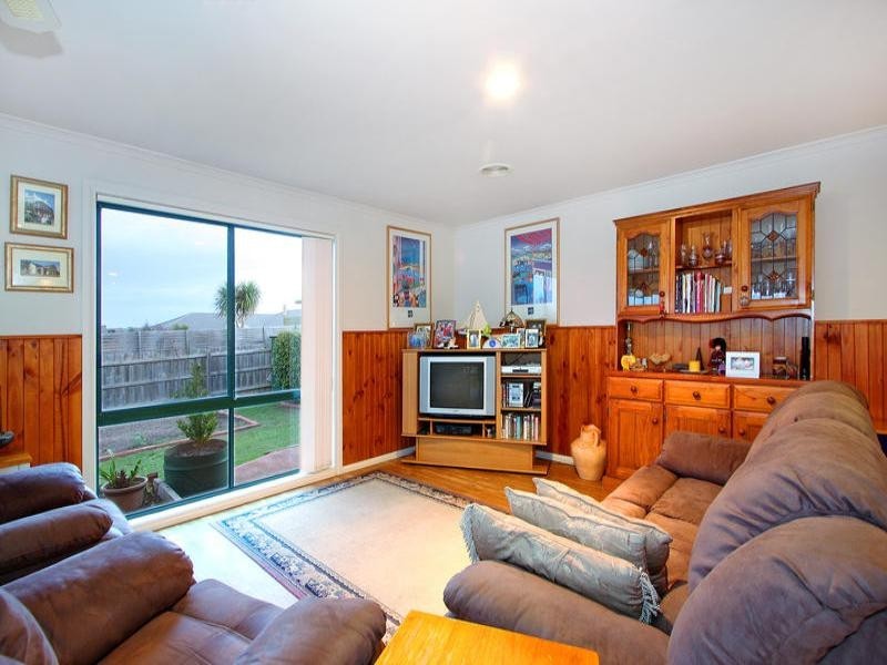 4 Netherclift Court, Mornington VIC 3931