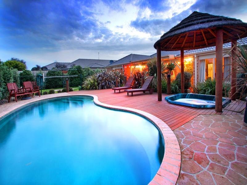 89 Victoria Street, Safety Beach VIC 3936