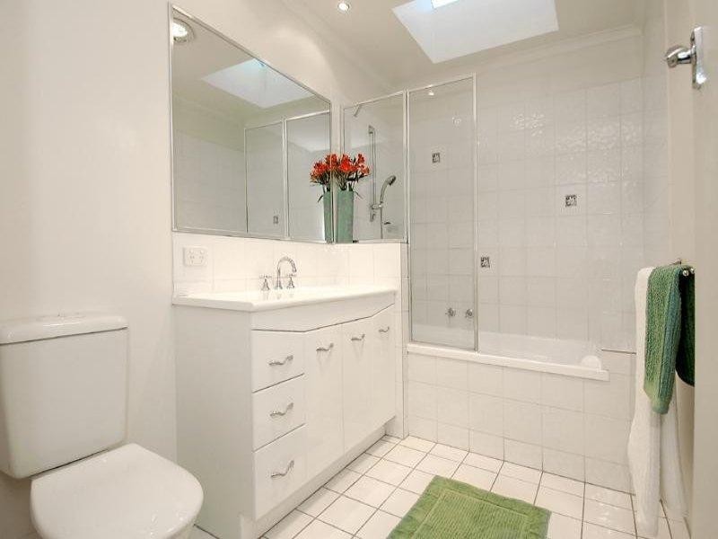 28 Dava Drive, Mornington VIC 3931