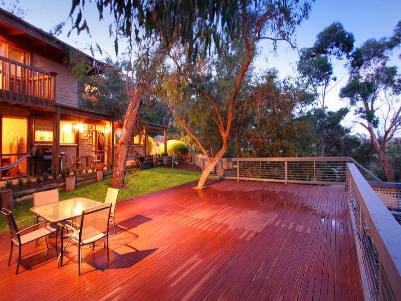 9 Station Street, Mount Eliza VIC 3930