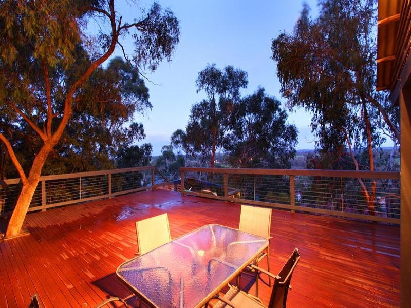 9 Station Street, Mount Eliza VIC 3930