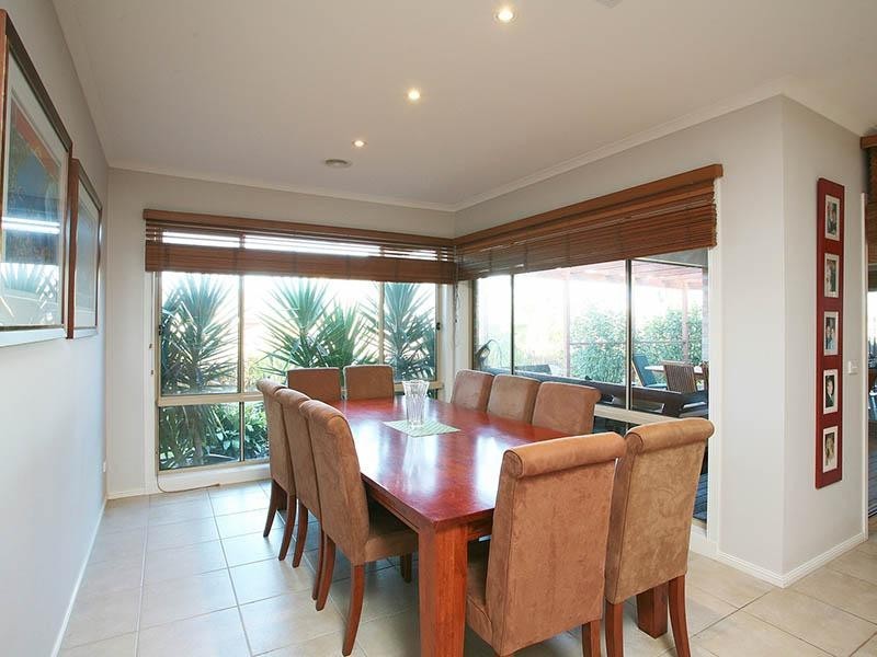 81 Summerfield Drive, Mornington VIC 3931