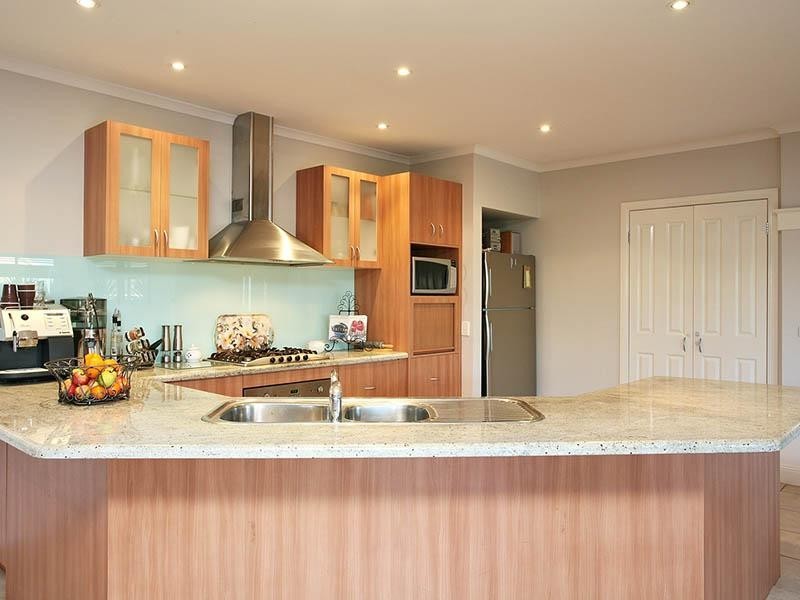 81 Summerfield Drive, Mornington VIC 3931