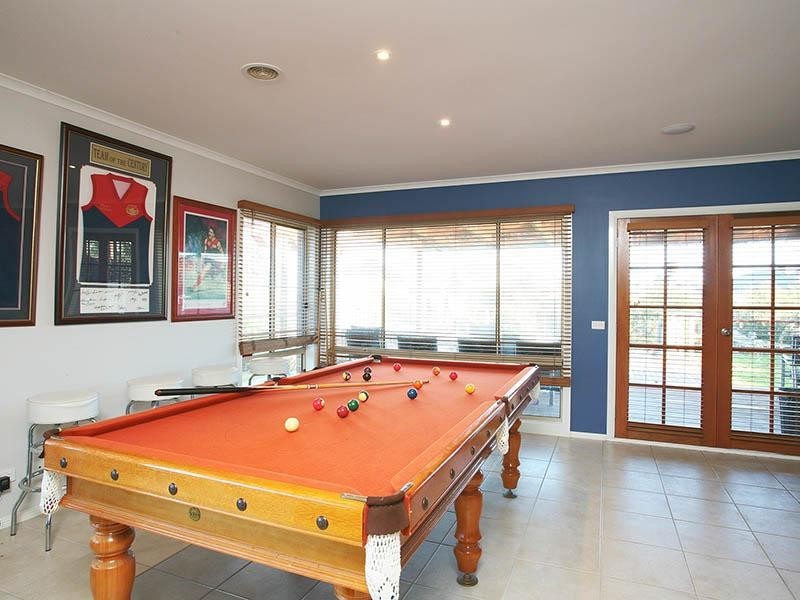 81 Summerfield Drive, Mornington VIC 3931