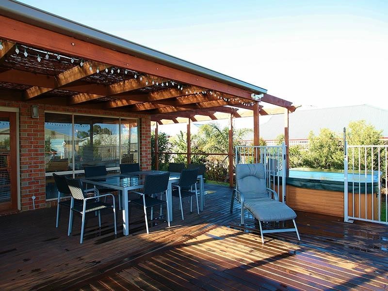 81 Summerfield Drive, Mornington VIC 3931