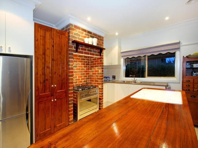 5 Somerset Place, Safety Beach VIC 3936