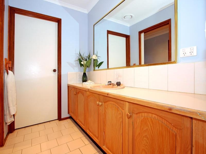 24 Padua Drive, Mornington VIC 3931