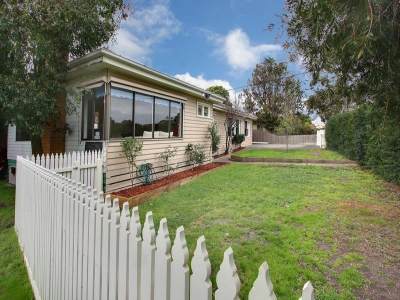 3 Moomba Street, Mornington VIC 3931