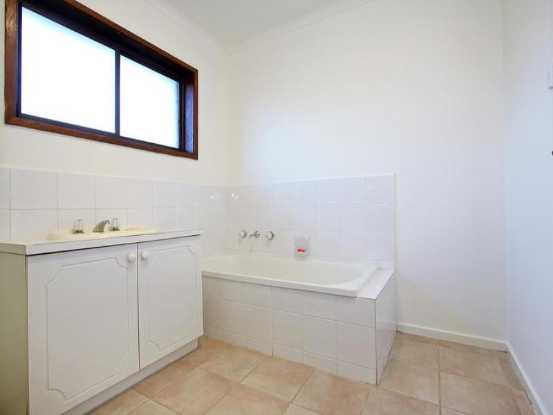 3/17 Van Ness Avenue, Mornington VIC 3931