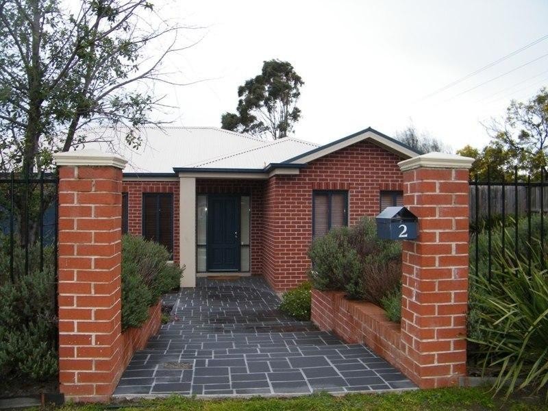 2 Caversham Drive, Mornington VIC 3931