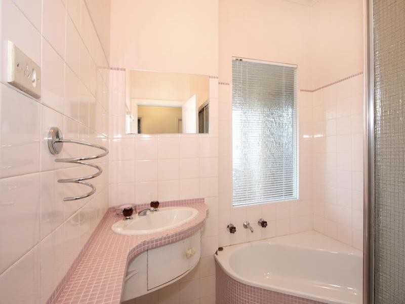 1/20 Kent Street, Mornington VIC 3931