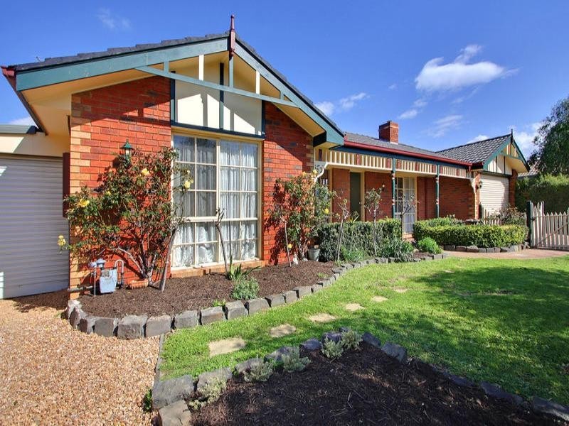 9 Mondana Way, Mount Martha VIC 3934