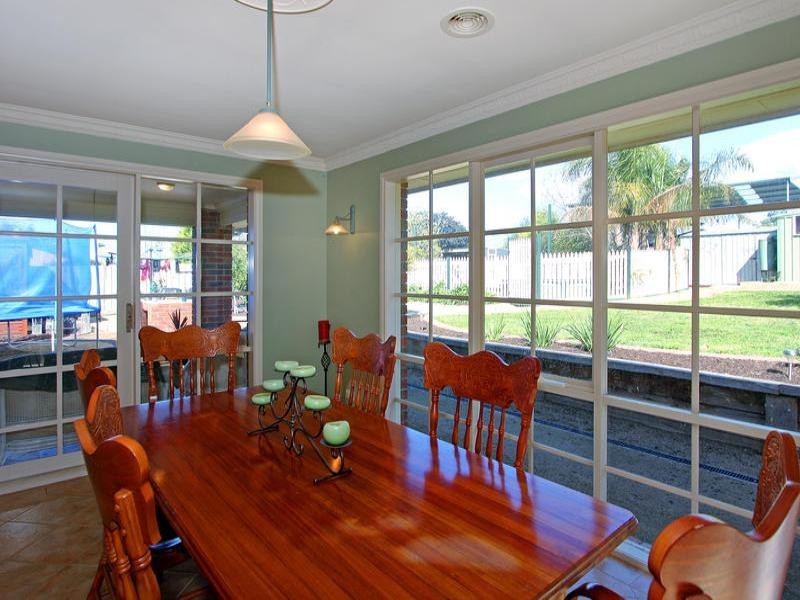 9 Mondana Way, Mount Martha VIC 3934