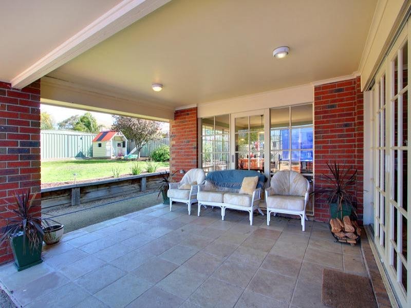 9 Mondana Way, Mount Martha VIC 3934