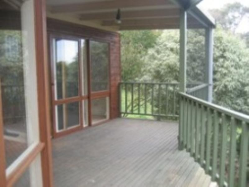 90 Ellerina Road, Mount Martha VIC 3934