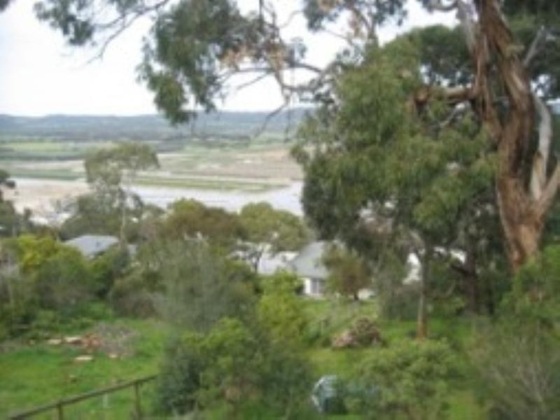 90 Ellerina Road, Mount Martha VIC 3934